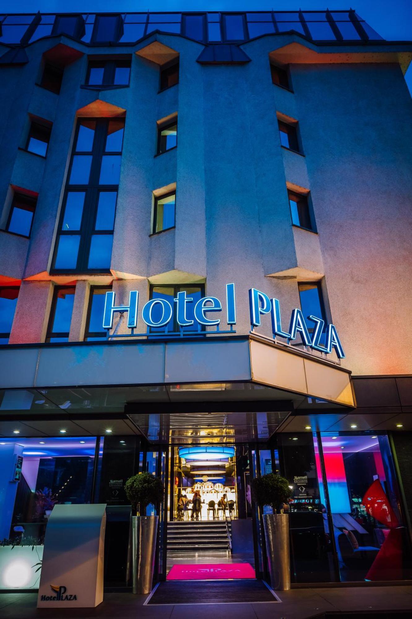 Plaza V Executive Hotel Targu Mures Exterior photo