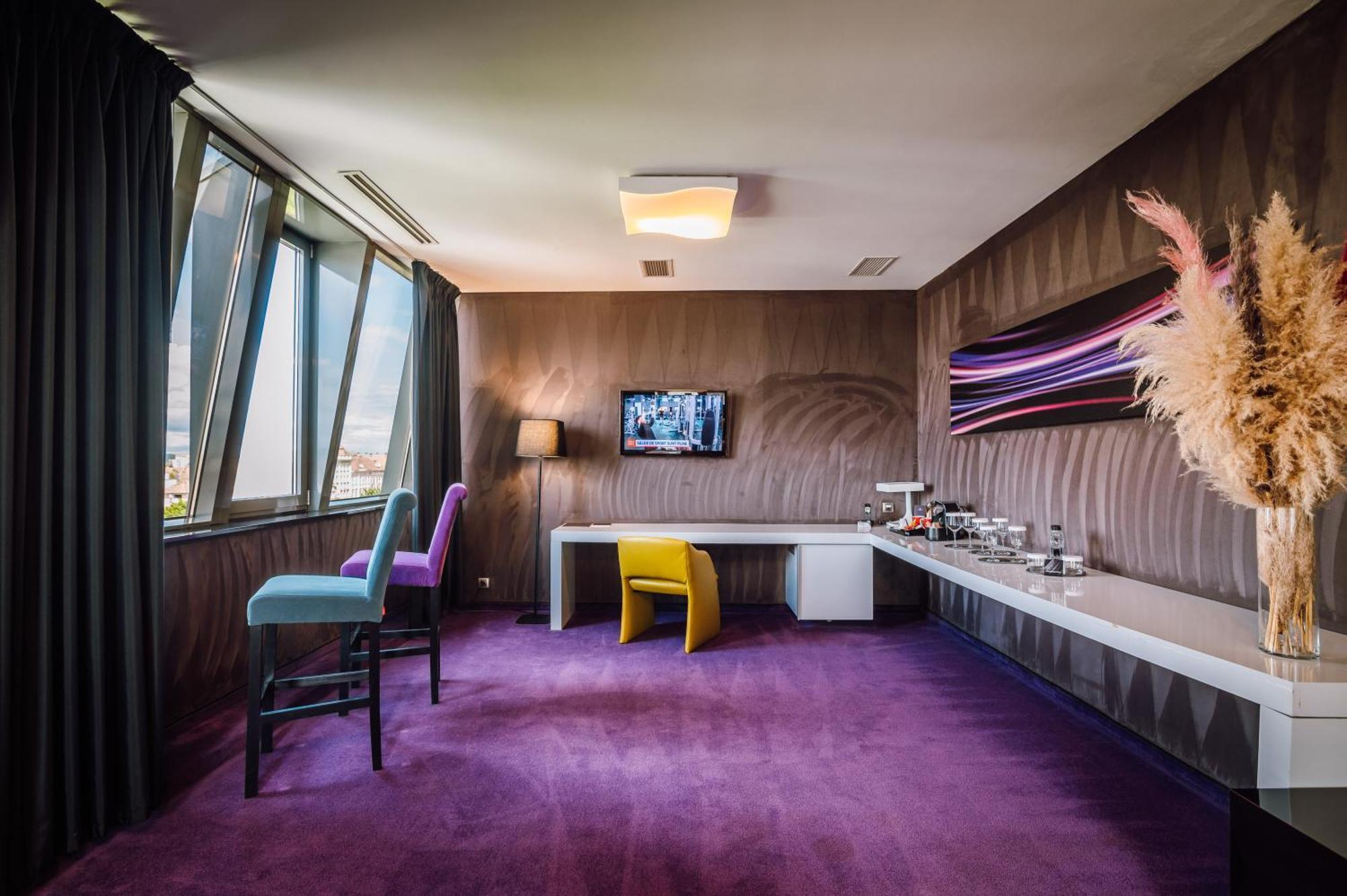 Plaza V Executive Hotel Targu Mures Exterior photo